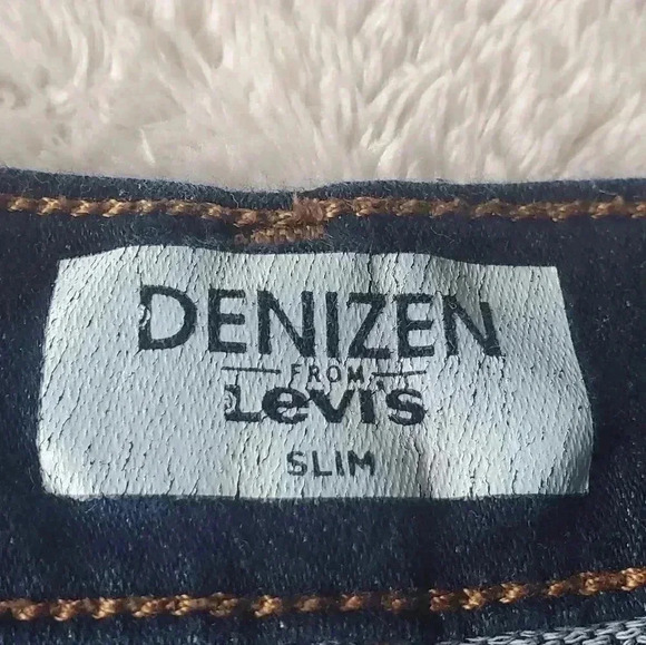 COPY - Levi's slim jeans (boys size 16) - Picture 8 of 8